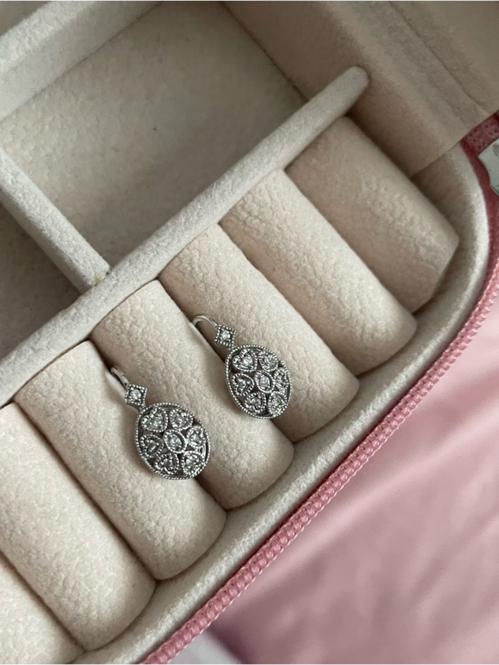 sterling silver diamond earrings🩷